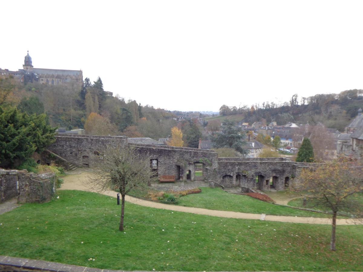 Le Relais Medieval Fougères 外观 照片